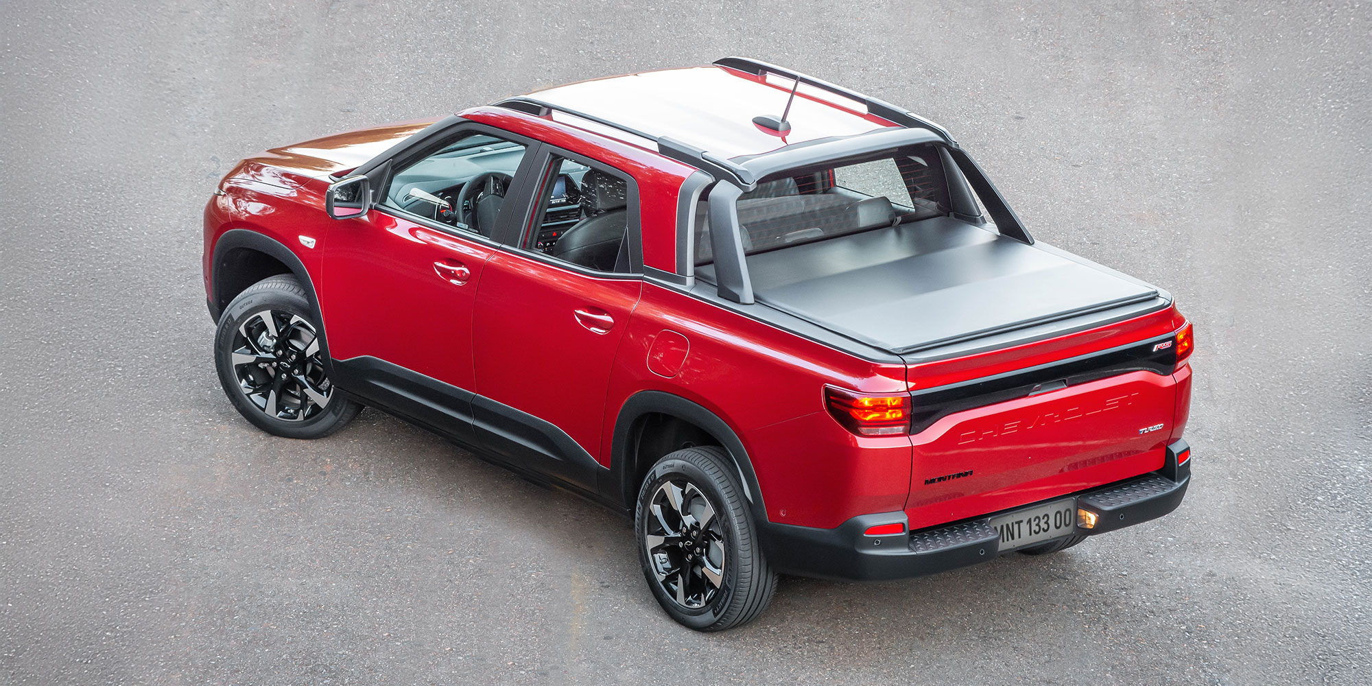 Vista trasera lateral de la Chevrolet Montana RS
